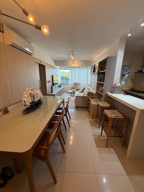 Apartamento à venda em Florianópolis, Capoeiras, com 3 quartos, com 90.98 m², EDIFÍCIO ROYAL MIRAGE