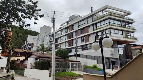 Venda | Apartamento com 109,00 m² | 3 dormitórios sendo três suítes | 2 vagas de garagem | Jurerê, Florianópolis-SC