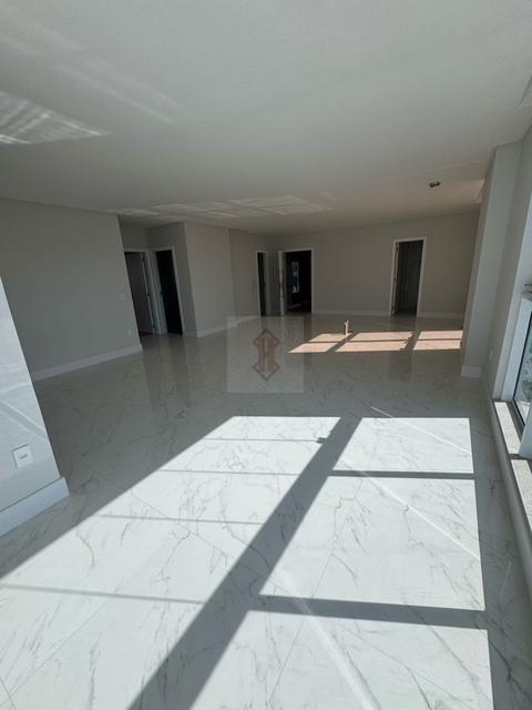 Apartamento à venda em Itapema, Itapema, com 3 suítes, com 127.84 m²